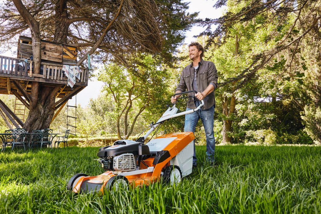 STIHL RM 655 RS Petrol Lawn Mower